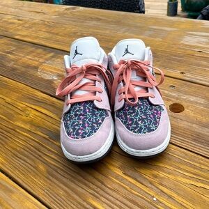 Jordan Kids Sneakers with Floral and Pink Accents - Air Jordan Nike